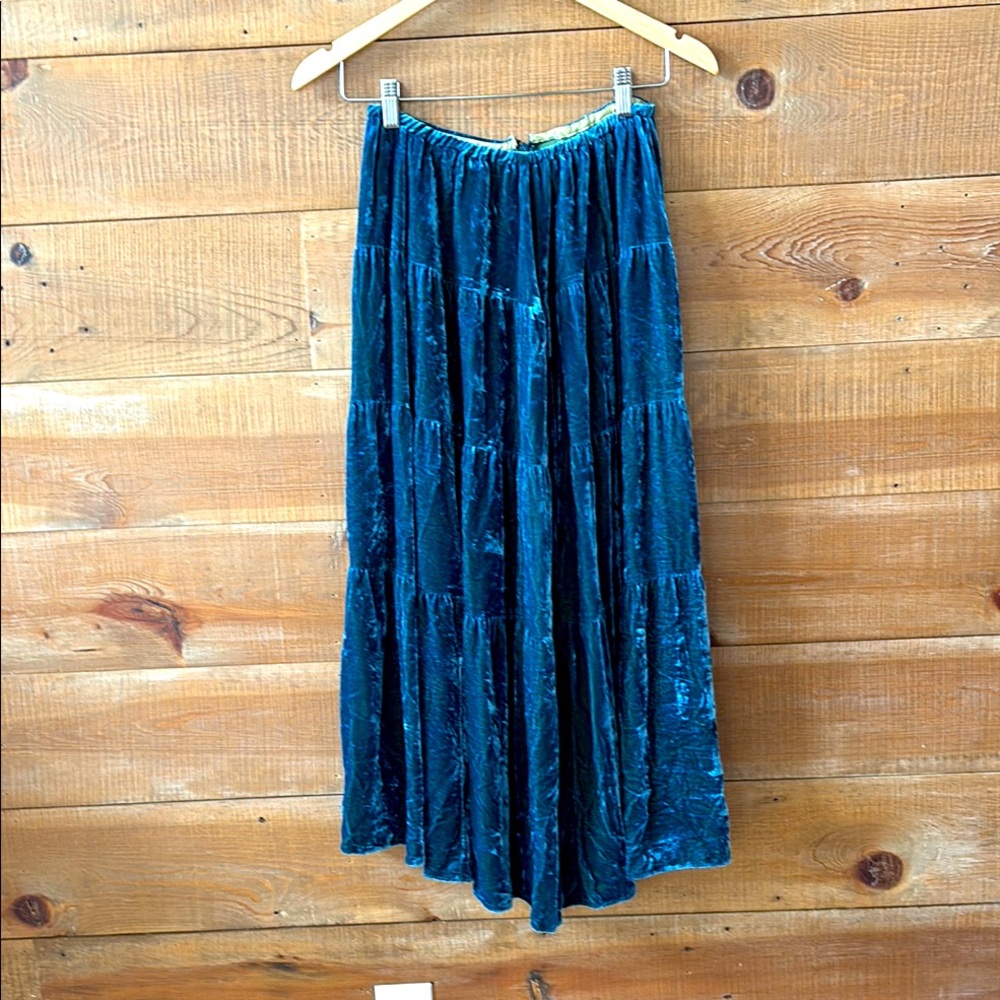 Crushed velvet maxi skirt